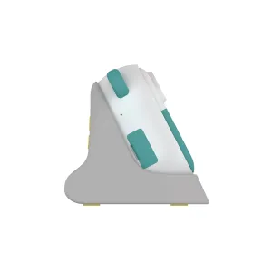 Appareil photo à impression instantanée pour enfants myFirst vert sarcelle sur support gris, présenté de profil sur fond blanc