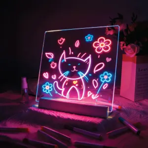 myFirst Sketch Clear Kit upplyst ritplatta som visar en lysande katt- och blomteckning med fluorescerande pennor