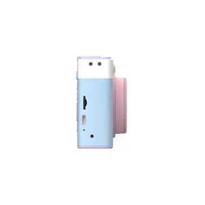 myFirst Insta Lux Cotton Candy Mix kaamera pastellsinises ja roosas, külgvaade väljaulatuva objektiiviga